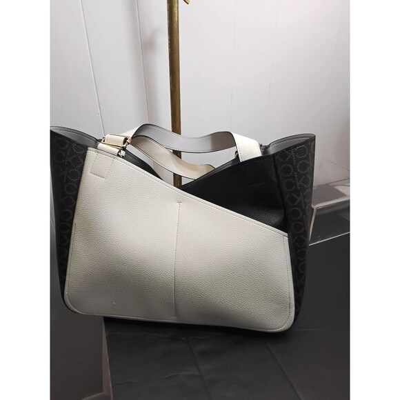 Calvin Klein Tote Bag - Picture 1 of 7